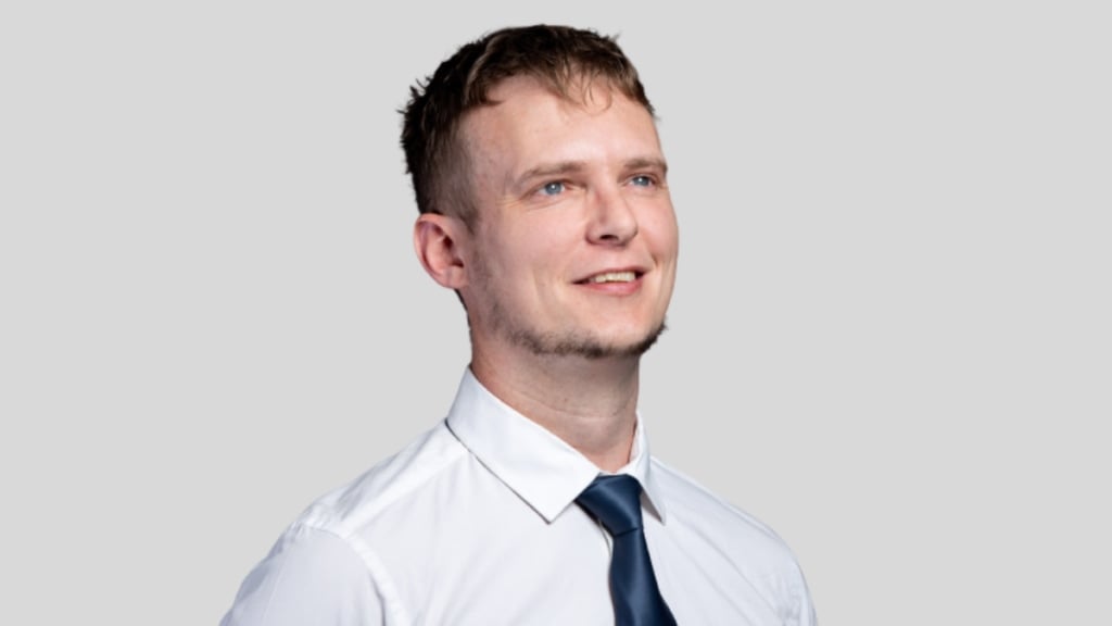 A portrait of Carel de Jager, research lead for blockchain technology at the CSIR.